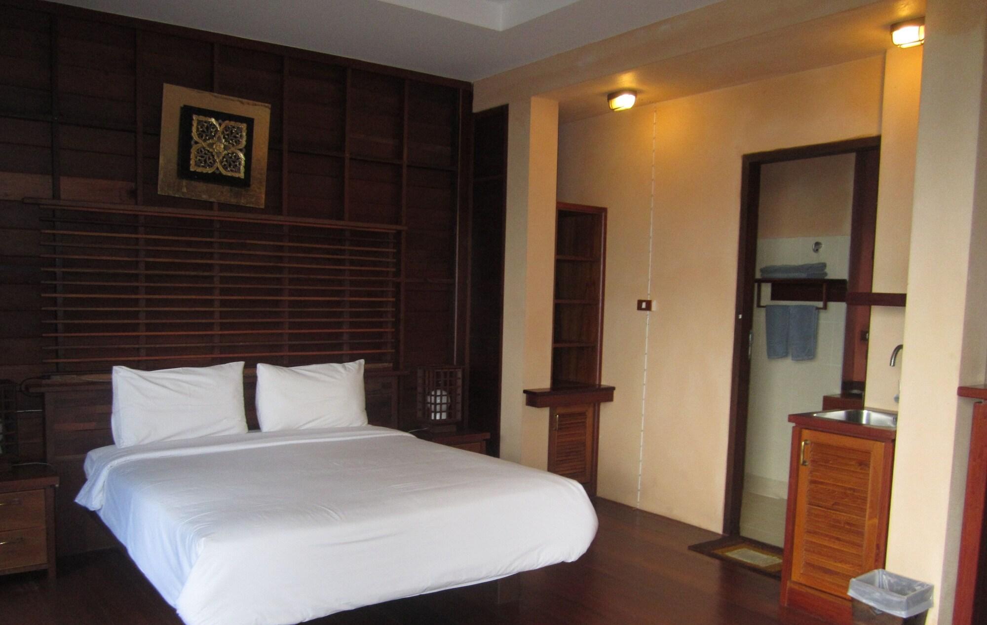 Kata Hiview Resort Karon Exterior photo